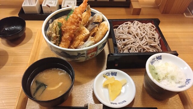 Soba to Sake Kashiwagi Cho Santei photo 2