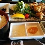 美食米門 - 塩麹に漬けた柔か若鶏の唐揚げ御膳