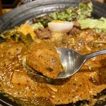 SPICY CURRY 魯珈 - 