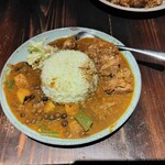カリー河 - あいがけカリー(大盛り)