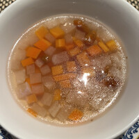 ホテルオークラ 中国料理「桃花林」 日本橋室町賓館 - 炒飯スープ。こちらも分けてのご提供です♩