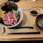 うみからそらへ - 生マグロの鉄炎丼定食 1800円