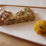 トーコーキッチン - スペインオムレツ　副菜二品