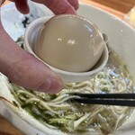 中華蕎麦 きみのあーる - 味玉いただいた