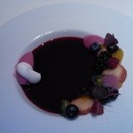 レストラン タテル ヨシノ - フォレノワールキャラメリゼしたビールとチェリーのソース