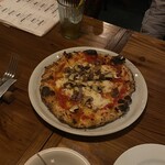 パラダイス ピザ - 