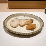 鮨 こいせ - 根室産銀カレイ（真鯛の酒盗でつけ焼き）
      
      