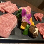 米沢牛炭火焼肉 上杉 - 
