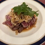 (楽)中華酒場 サンクスチャイナタウン - 牛たたきの麻辣ソース！！