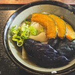 ヨコクラうどん - きなすめん（きしめん）