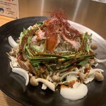 坐もつ焼き いしん - 牛もつ鉄板焼き