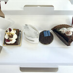 菓子工房 voyage - ベレバスク、ガトー・オ・ショコラ、フリュイ・シャンティ