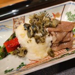 一一 - 松坂牛のとろろかけ　しば漬けとの相性も抜群で白飯欲しくなる