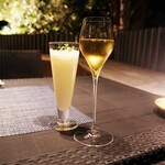 ラ・テラス イリゼ - グラスシャンパンと梨のノンルコールカクテル