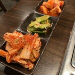 焼肉ＤＩＮＩＮＧ牛若 - 