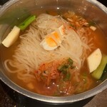 焼肉ＤＩＮＩＮＧ牛若 - 