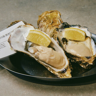 全国各地から取り寄せた新鮮な牡蠣