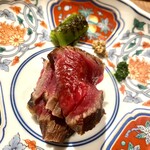 まとい 銀座 - 刺身　神戸牛ヘレ