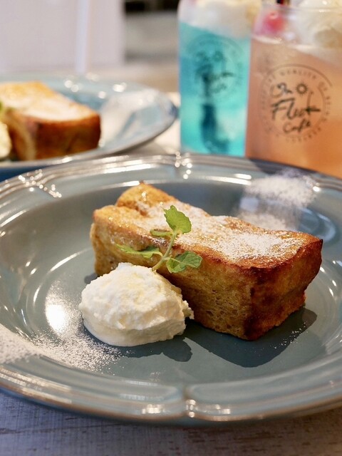 On Fleek Cafe photo 3