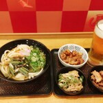 驛麺家 - 立ち飲みワンコインセットと山菜うどんといなり寿司で(税込)990円 (2024.06.26)