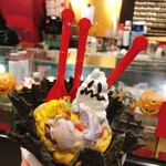 コールド・ストーン・クリーマリー - 