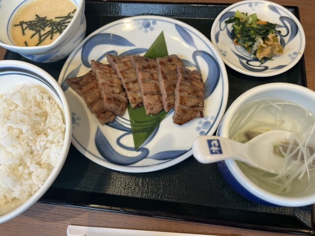 Negishi Nakano Ten photo 3