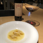 テアトロ ディ マッサ - 地鶏のラビオリ、まじうま、そしてワインと合わせると何故か丁子の香りがしてなおさらに香り高く旨味も濃くうま！！！！