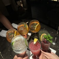 DINING & BAR TABLE 9 TOKYO - 