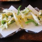 徳山鮓 - 稚鮎と蕗の薹の天ぷら