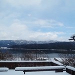 徳山鮓 - 午後からは晴れて、余呉湖がくっきり