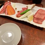 一升びん - Cランチ肉　カルビ、赤身、塩たん