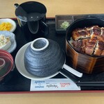 miRaku 半田山店 - 