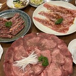 秋葉原 炭火焼肉 たん清 - 