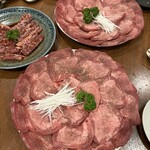 秋葉原 炭火焼肉 たん清 - 