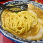 麺匠 佐蔵 松本店 - 2023年4月　特製肉味噌らぅめんの麺はこんな感じで～