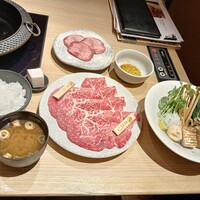 最飛び飛騨牛 しゃぶすき家 馬喰一代 名古屋WEST - 
