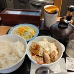 松屋 - 料理写真:ごろごろチキンの和風タルタル定食