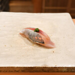 東麻布 天本 - 萩のアジ