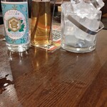 馬刺酒家一家 - 金宮ボトル・割りそば茶・氷のセットは安い