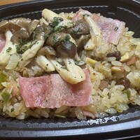 Russian Restaurant ROGOVSKI 銀座 - ロゴスキーピラフ