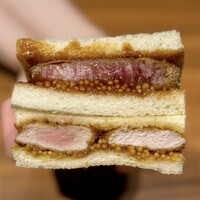 中目黒焼肉 登牛門 - 肉食コラボ特製！牛ヒレカツサンド&豚ヒレカツサンド