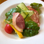 糸島バールSyana - ランチのサラダも豪華！