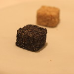 カンテサンス - ケシの実に包まれた生チョコ 　(2014/03)