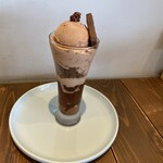 ジャラク コーヒー&カカオ - 甘〜い組み合わせのパフェ(≧∀≦)