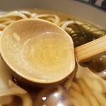 銀座 木屋 - うどんの汁。