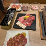 和牛焼肉食べ放題 肉屋の台所 - 