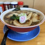 ますや本店 台新店 - 大盛は麺1.5玉　どんぶりも深い