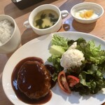 路地カフェ - ハンバーグセット(^_^)