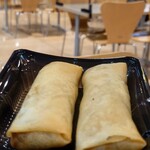 暖龍 餃子房 - フードコートで食べます