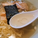 佐野ラ－メン たかの - 塩味ラーメン 餃子3個 半ライス 990円